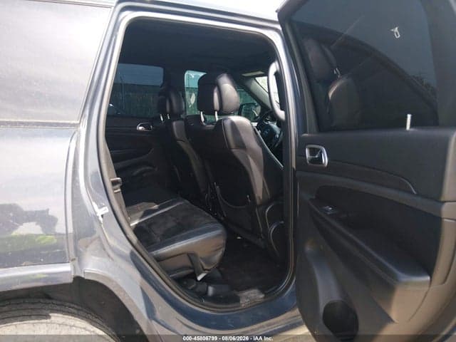 2017 JEEP GRAND CHEROKEE ALTITUDE 8