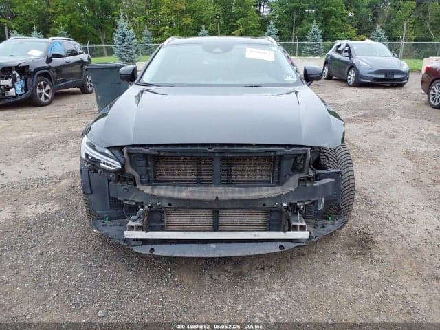 2018 VOLVO V90 CROSS COUNTRY T6 13