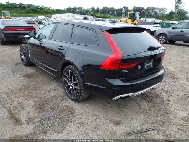 2018 VOLVO V90 CROSS COUNTRY T6 3