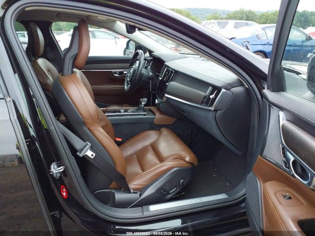 2018 VOLVO V90 CROSS COUNTRY T6 5