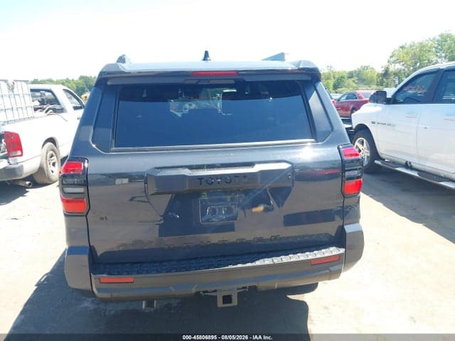 2025 TOYOTA 4RUNNER SR5 15