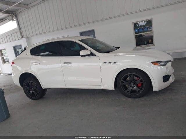 2019 MASERATI LEVANTE 13