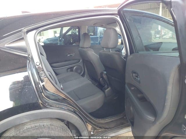 2021 HONDA HR-V 2WD LX 8