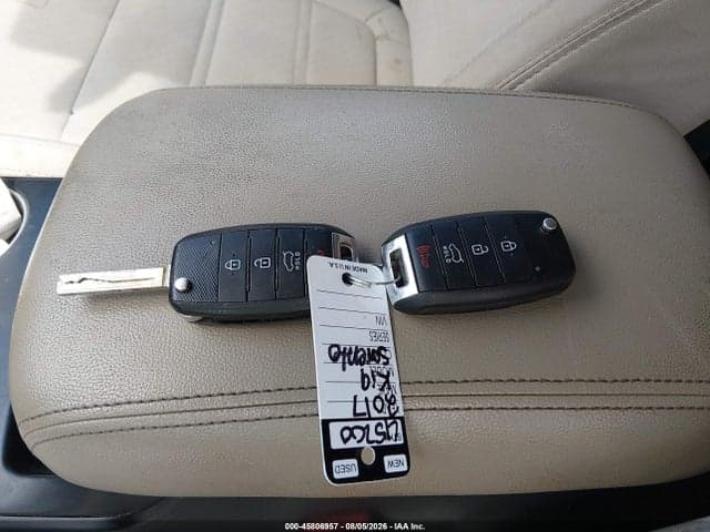 2017 KIA SORENTO 2.4L LX 11