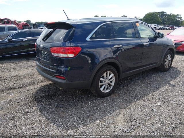 2017 KIA SORENTO 2.4L LX 4