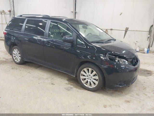 2017 TOYOTA SIENNA LE 7 PASSENGER 1