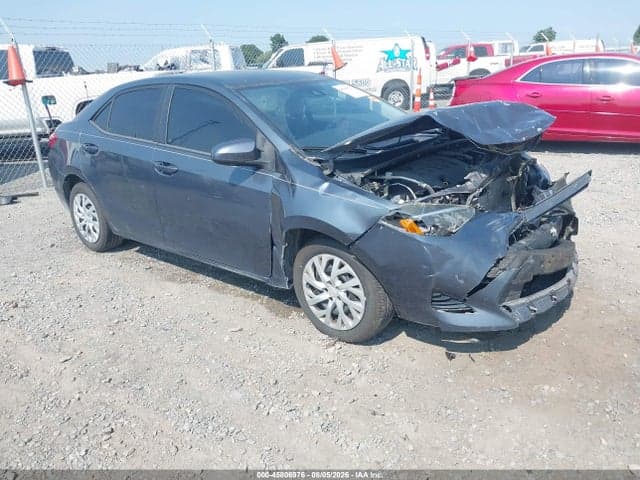 2018 TOYOTA COROLLA LE 1