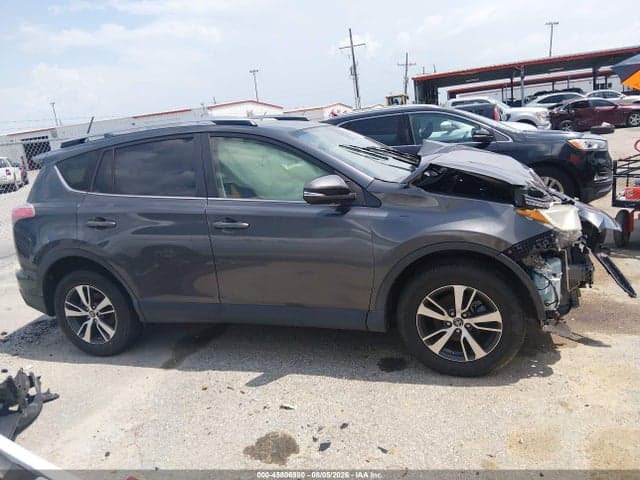 2017 TOYOTA RAV4 XLE 12
