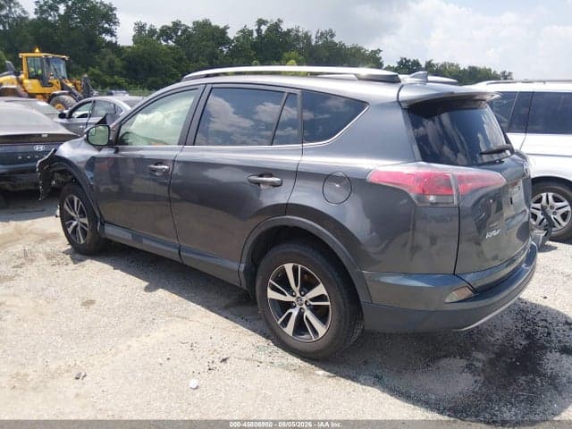 2017 TOYOTA RAV4 XLE 3