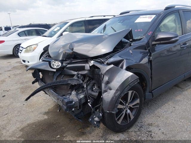 2017 TOYOTA RAV4 XLE 6