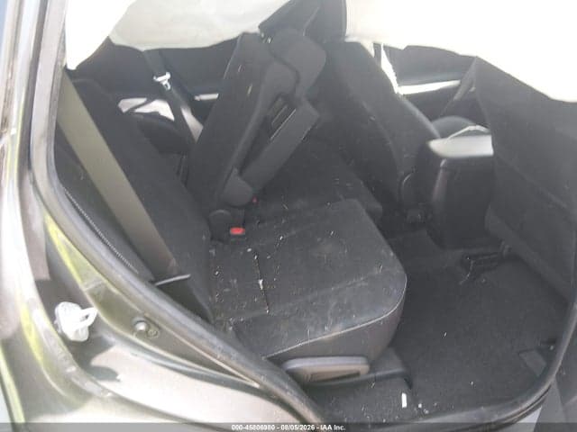 2017 TOYOTA RAV4 XLE 8