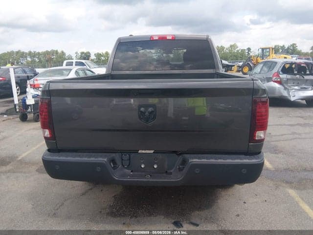 2024 RAM 1500 CLASSIC WARLOCK 4X2 5'7 BOX 17