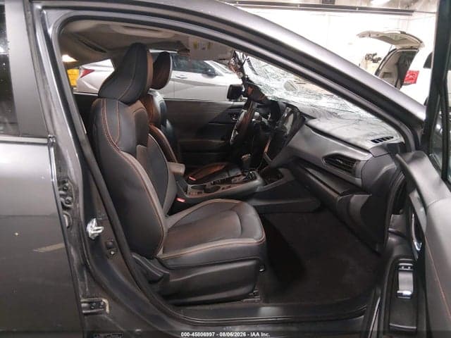 2025 SUBARU CROSSTREK LIMITED 5