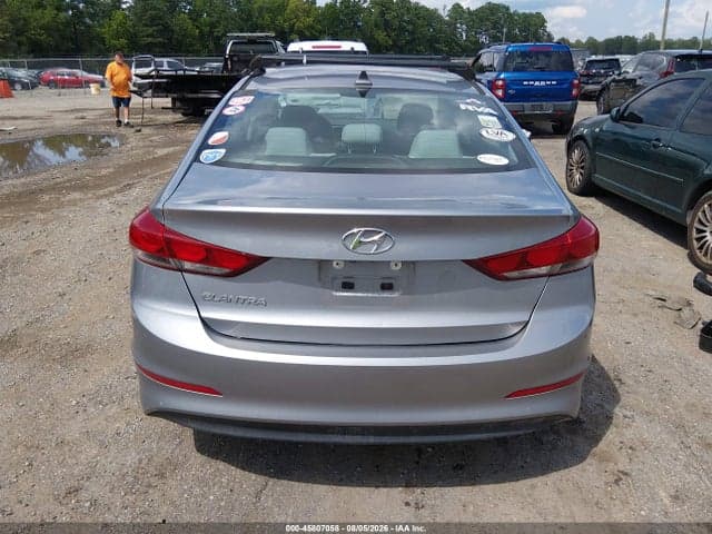 2017 HYUNDAI ELANTRA SE 16