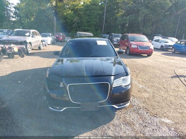 2018 CHRYSLER 300 LIMITED 12
