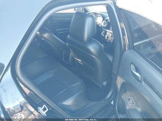 2018 CHRYSLER 300 LIMITED 8