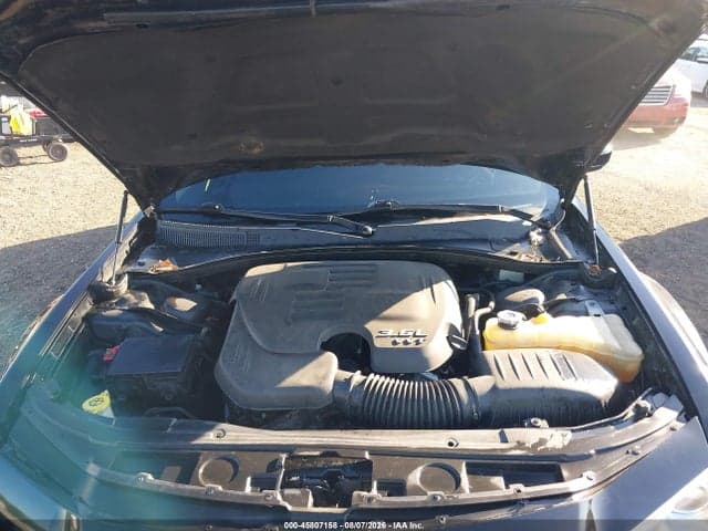 2018 CHRYSLER 300 LIMITED 10