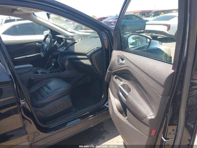 2017 FORD ESCAPE SE 5