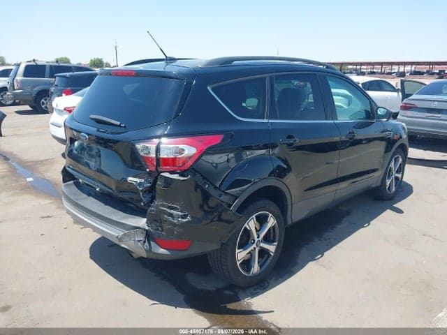 2017 FORD ESCAPE SE 6