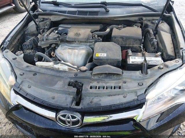 2017 TOYOTA CAMRY SE 10