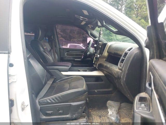 2019 RAM 3500 LARAMIE 4X4 8' BOX 5