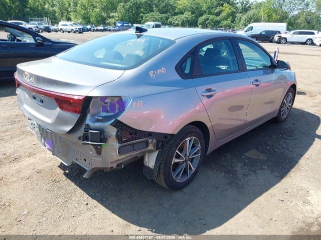 2023 KIA FORTE LXS 4
