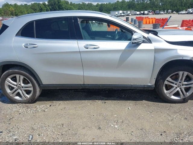 2019 MERCEDES-BENZ GLA 250 13