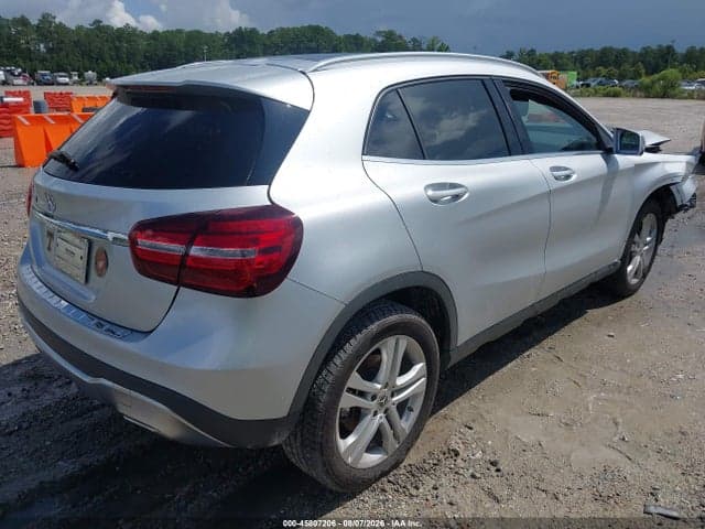 2019 MERCEDES-BENZ GLA 250 4