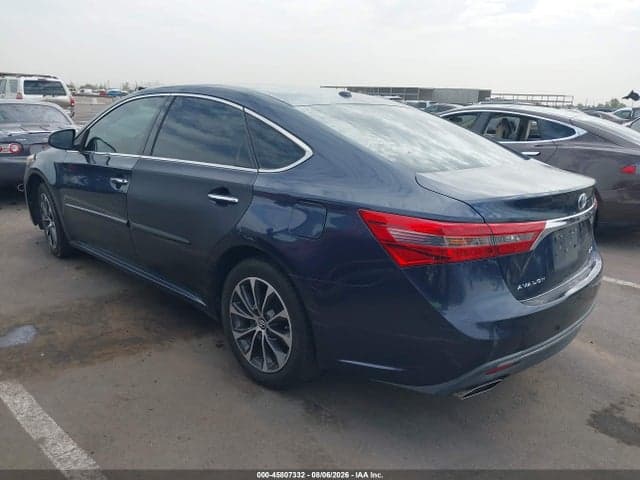 2018 TOYOTA AVALON XLE 3