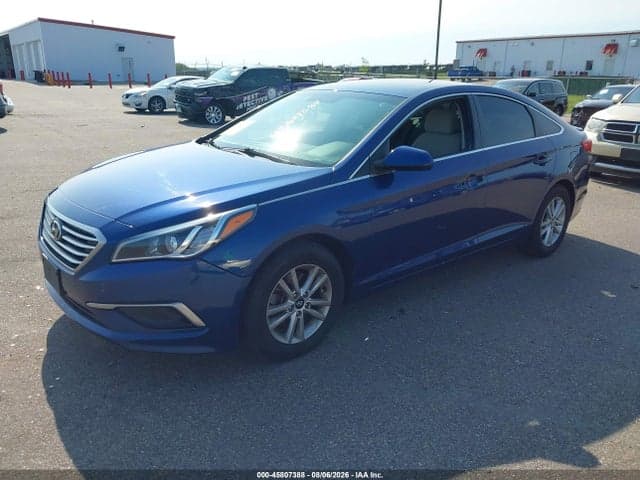 2017 HYUNDAI SONATA SE 2