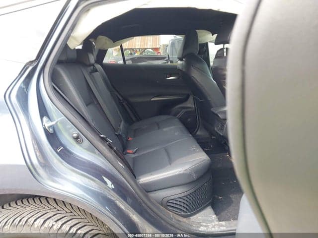 2021 TOYOTA VENZA XLE 8
