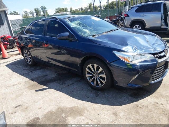 2017 TOYOTA CAMRY XLE - 1
