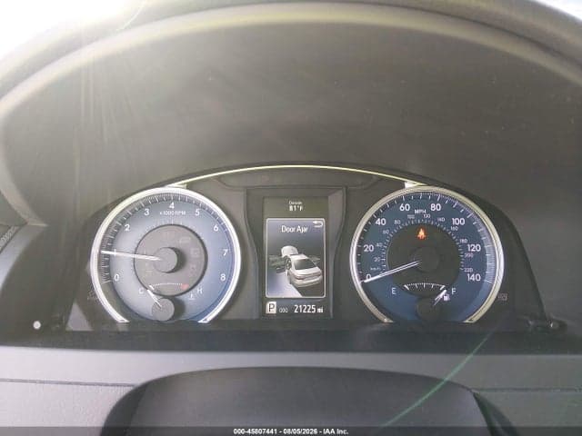 2017 TOYOTA CAMRY XLE 7