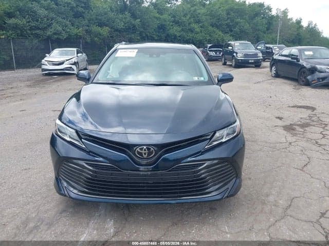 2018 TOYOTA CAMRY LE 12