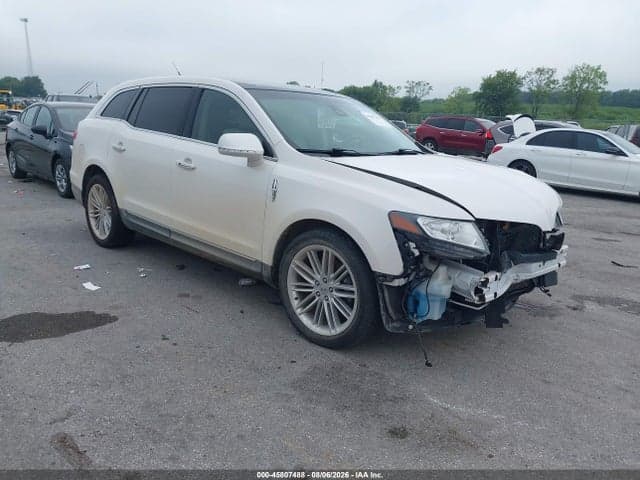 2019 LINCOLN MKT RESERVE - 1