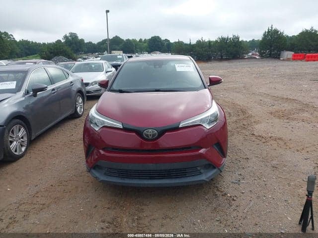 2018 TOYOTA C-HR XLE 12