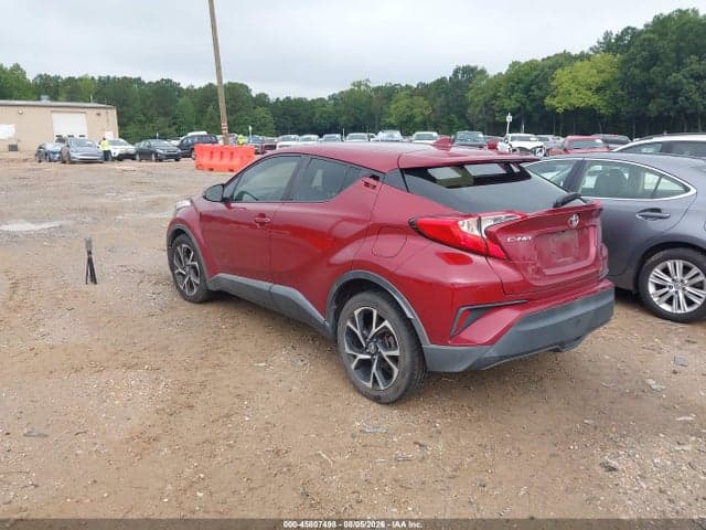 2018 TOYOTA C-HR XLE 3