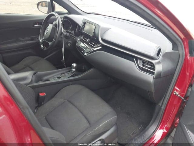 2018 TOYOTA C-HR XLE 5