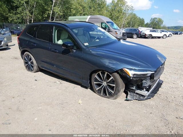 2025 VOLVO XC60 B5 PLUS 1