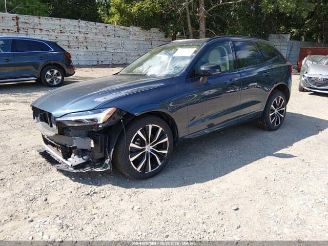 2025 VOLVO XC60 B5 PLUS 2