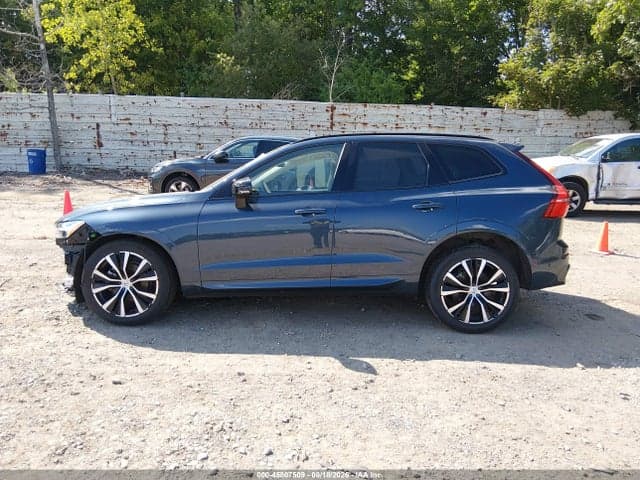 2025 VOLVO XC60 B5 PLUS 14
