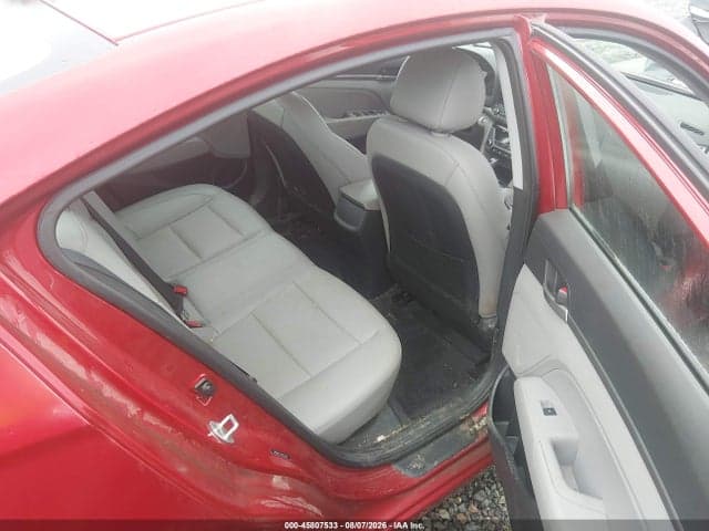 2017 HYUNDAI ELANTRA LIMITED 8