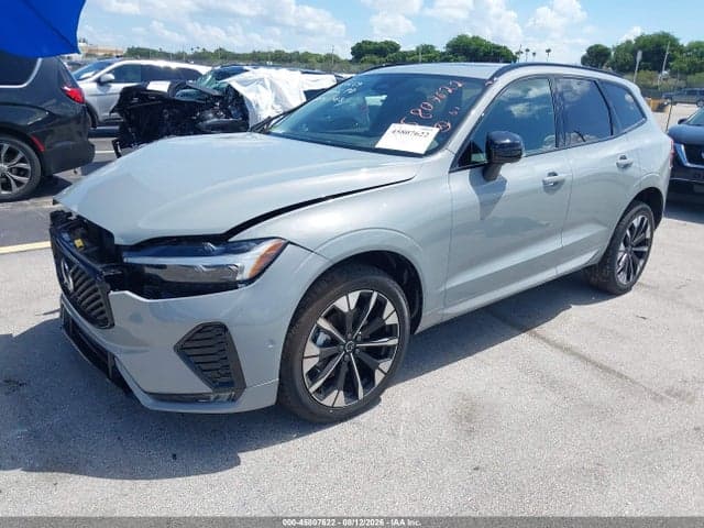 2026 VOLVO XC60 B5 PLUS 2