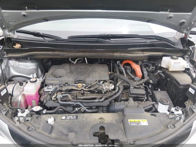 2024 TOYOTA SIENNA PLATINUM 10