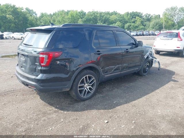 2018 FORD EXPLORER XLT 4