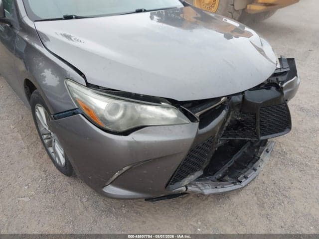 2017 TOYOTA CAMRY SE 16
