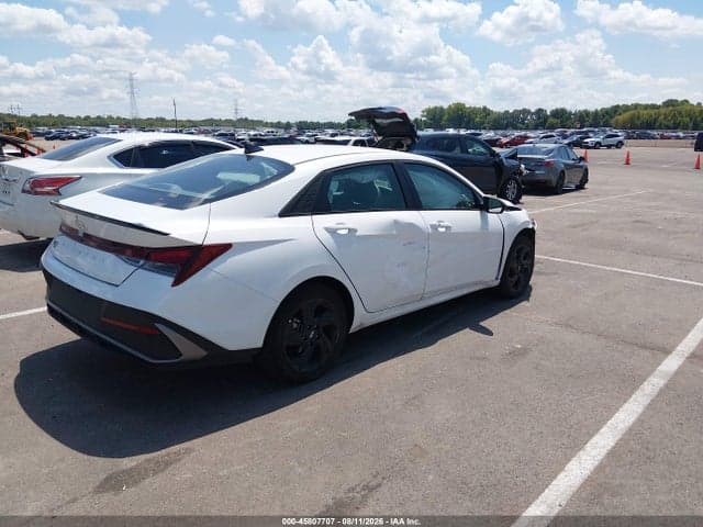 2026 HYUNDAI ELANTRA SEL SPORT 4