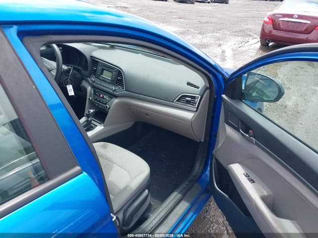 2017 HYUNDAI ELANTRA SE 5