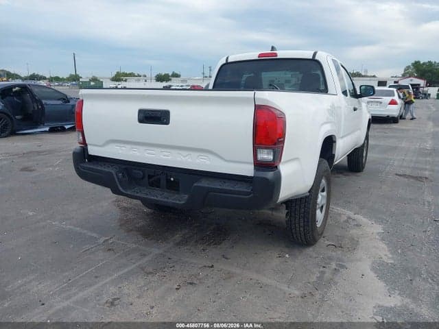 2022 TOYOTA TACOMA SR 4