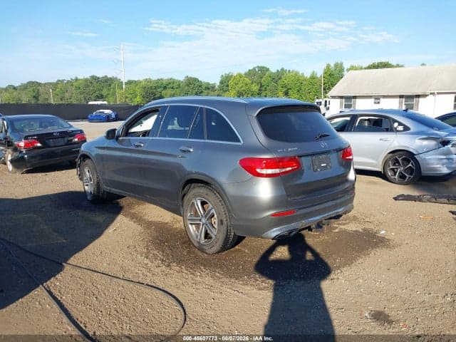 2017 MERCEDES-BENZ GLC 300 4MATIC 3